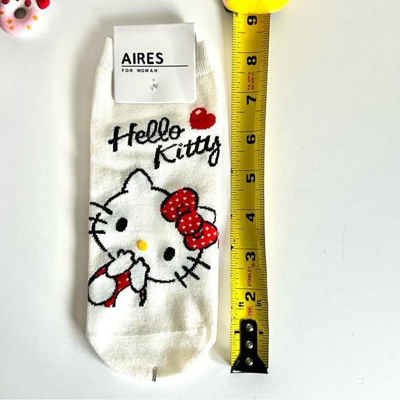 💝Hello Kitty Adorable Christmas Stocking Stuffer 6-Piece Mini Bundle - Picture 4 of 6